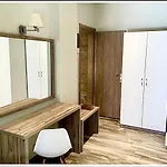 Avli & No2 Sarti