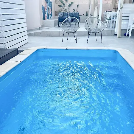 Avli & No2 Appartement *
