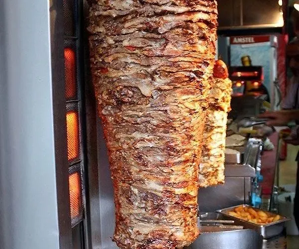 アパート Avli & No2 サルティ