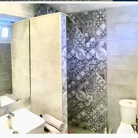 Avli & No2 Apartament Sarti
